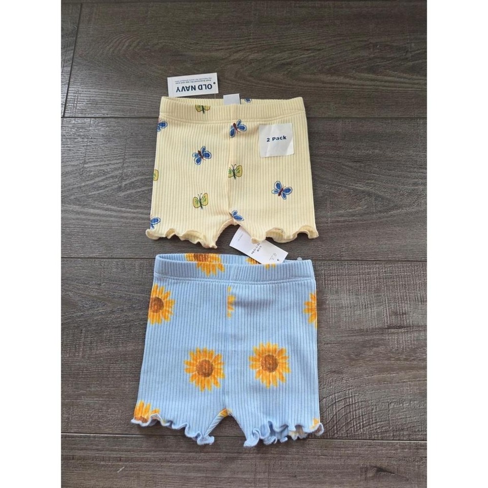 Old navy baby girl biker shorts lot 0-3 mos
